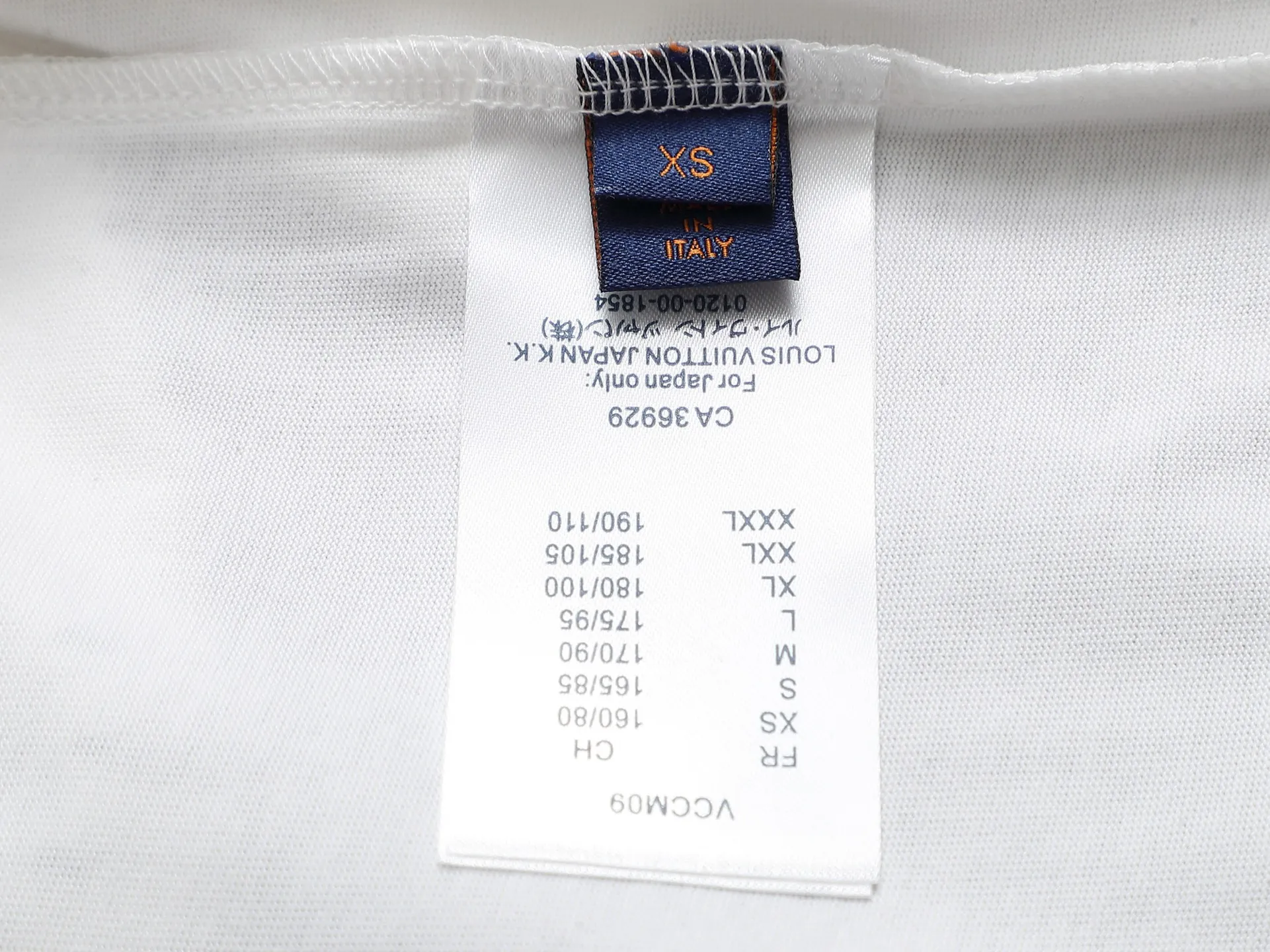 🅿️170 [New model on the shelves] 2025 Lujia new front and back printed round neck T-shirt, fabric washed, pure cotton fabric, soft and skin-friendly. The workmanship is meticulous and the thickness is moderate. The same style for men and women, loose fit, fashionable and versatile for all ages. Color: White/Black Size: XS-L